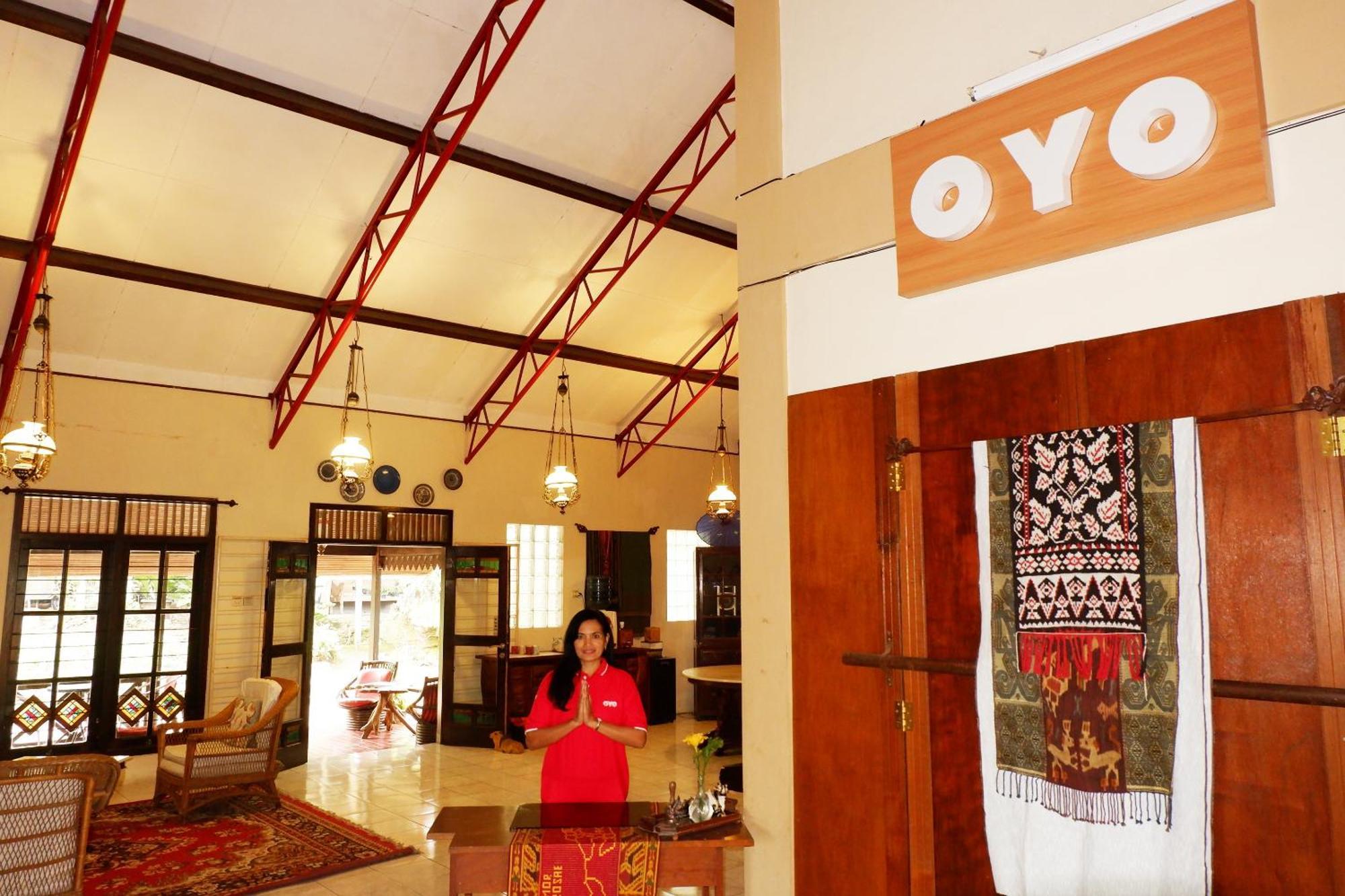 Cemara'S Homestay Batu  Exterior foto